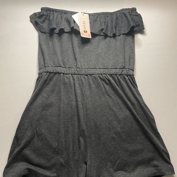Leani Gray Strapless Romper with pockets!!!- Size Small - Picture 3 of 4